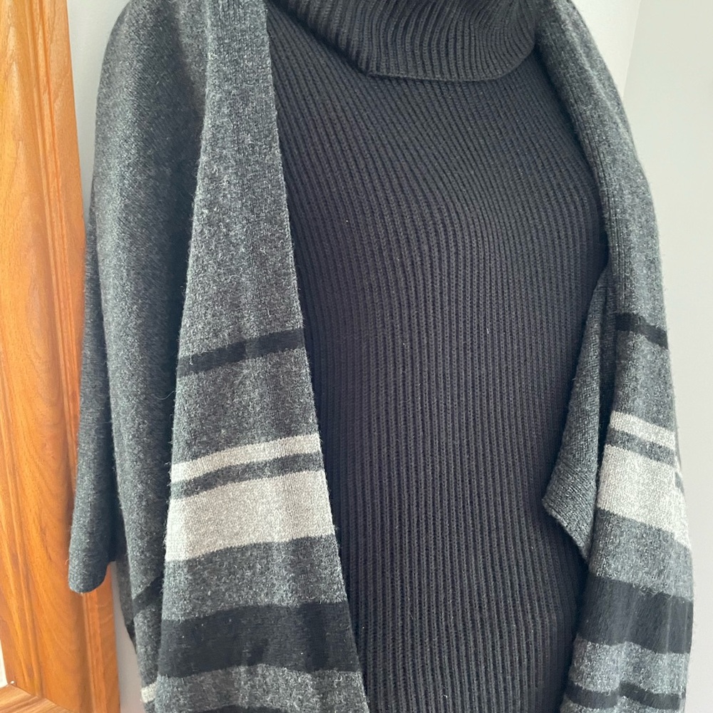 Wool mix black super cowl dress tunic Danier sleeveless - Picture 7 of 7